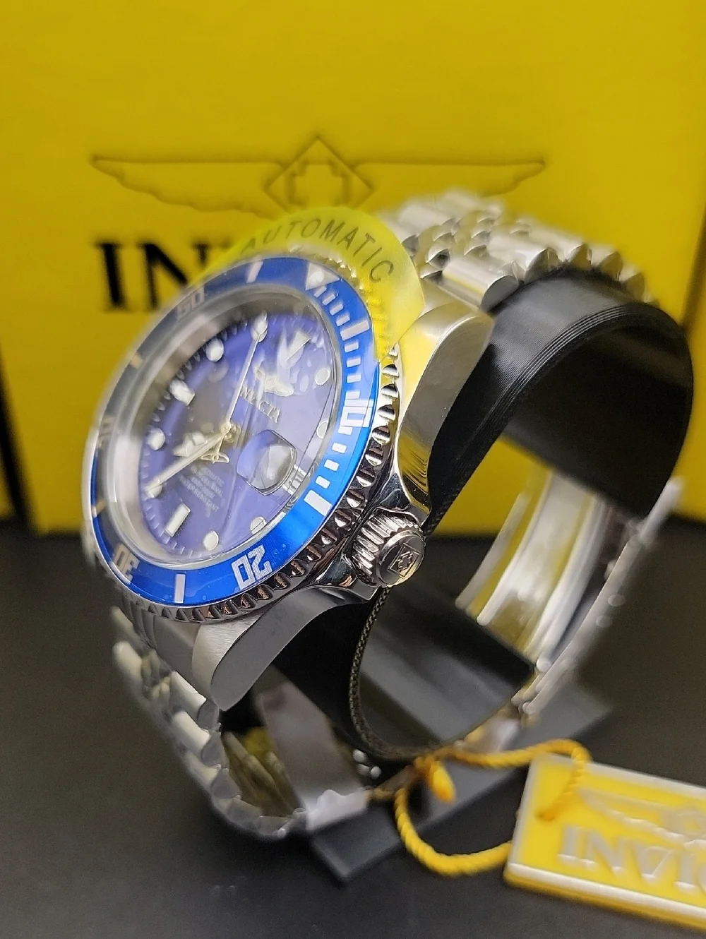 29179 Invicta Mens Automatic Pro Diver 42mm Navigator Vivid Blue Watch Stainless